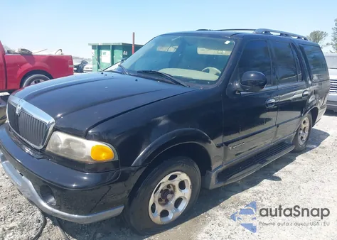 2000 Lincoln Navigator из США, поврежденный, VIN 5LMEU27A6YLJ41663